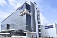 Tập đoàn sản xuất nội ngoại thất cho ô tô Faurecia cũng có mặt tại Diễn đàn lần này để  tìm kiếm đối tác.