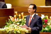Thủ tướng Nguyễn Tấn Dũng trả lời chất vấn của đại biểu Quốc hội về giải quyết tranh chấp trên biển Đông