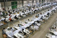 Có khoảng gần 6.000 DN trong ngành dệt may nhưng tới 70% chủ yếu là gia công