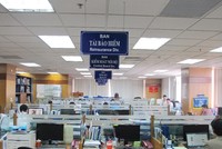 Liên quan đến viễn cảnh tái tục, sức ép cạnh tranh về phí sẽ tiếp tục