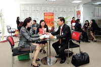 Hầu hết các công ty bảo hiểm nhân thọ tại thị trường Việt Nam đều đã “bắt tay” với ít nhất là một ngân hàng để bán bảo hiểm