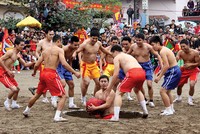 Vật cầu Kim Sơn, lễ hội hào sảng miền duyên hải