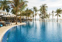 Novotel Phu Quoc Resort với khung cảnh thơ mộng ngay trên mặt tiền Bãi Trường - một trong những bãi biển đẹp nhất Phú Quốc
