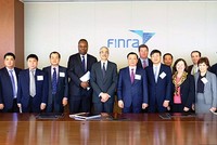 Để xây dựng nên các sản phẩm tài chính chuyên nghiệp, lành mạnh, việc học tập kinh nghiệm của các thị trường tiên tiến là rất cần thiết