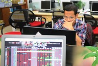 Cần cải thiện tính minh bạch trên tất cả các khía cạnh về quy định pháp lý, công bố thông tin, sức khỏe tài chính doanh nghiệp...