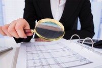 Công tác kiểm tra mới chỉ tập trung ở trụ sở chính và lác đác ở các đơn vị thành viên 