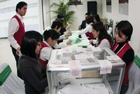 Khi thực hiện thoái vốn Nhà nước, cách làm đem lại hiệu quả tốt và minh bạch nhất là đấu giá công khai