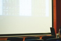 Niềm tin là yếu tố cốt lõi để TTCK phát triển lành mạnh, tạo ra sức hấp dẫn thu hút các dòng vốn