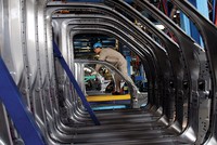 Hai trụ cột của nền kinh tế Việt Nam vẫn là khu vực FDI và xuất khẩu