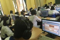 Cuộc thi Olympic tiếng Anh trên internet (IOE) cấp quốc gia năm 2016 thu hút sự tham gia của hơn 10.000 học sinh từ 59 tỉnh, thành tham dự.