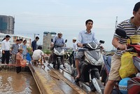 Cư dân Chung cư Dương Nội gần như bị cô lập sau trận mưa rạng sáng 25/5