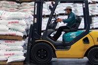 Giá khí đầu vào thấp, giá bán đạm đang tăng trở lại... và cả sự dừng bước của Đạm Ninh Bình sẽ giúp Đạm Phú Mỹ thẳng tiến