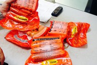 Quản lý thị trường đã trả lại xúc xích Viet Foods