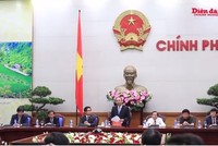 Thủ tướng Nguyễn Xuân Phúc gặp gỡ báo chí, doanh nghiệp