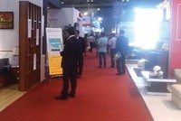 Tại Vietbuild TP. HCM 2016 lần 1, các doanh nghiệp tập trung giới thiệu sản phẩm độc, lạ có tính cạnh tranh, chứ không giới thiệu đại trà như trước. Ảnh: Trung Kiên