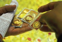 NHNN nên nghiên cứu phát hành chứng chỉ vàng để huy động vàng trong dân