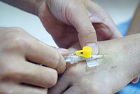 Sản phẩm bảo hiểm ung thư được nhận định sẽ là “cứu cánh” trong việc phòng tránh “ung thư tài chính”