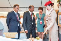 Trải nghiệm khoang hạng Nhất trên máy bay của Emirates tại Việt Nam