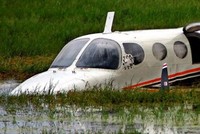 Máy bay ATR72 của Lào Airlines gặp nạn ngày 16/10/2013