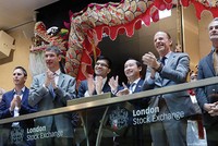 Quỹ từ thiện của tỷ phú Bill Gates tót thêm 12,4 triệu USD vào Quỹ VEIL