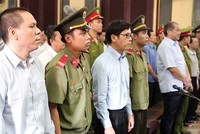 Theo cáo trạng, có nhiều giao dịch giữa bị cáo Phạm Công Danh và nhóm Trần Ngọc Bích liên quan đến số tiền 5.190 tỷ đồng