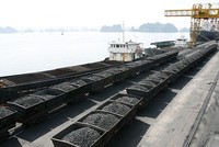 Than các nước bán vào Việt Nam tăng nhanh đã gây sức ép lên thị trường tiêu thụ than trong nước