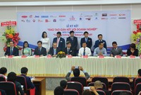 SCB ký kết hợp tác với UEF