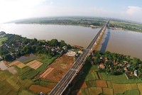 Hà Nội đồng ý chủ trương nghiên cứu lập quy hoạch dọc hai bên sông Hồng