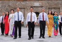 Kỷ niệm 25 năm ngày thành lập, toàn thể cán bộ, nhân viên Báo Đầu tư đoàn kết, sáng tạo, đổi mới để đưa Báo Đầu tư xứng đáng với sự tin yêu của độc giả