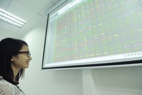 Chuyện doanh nghiệp lên sàn: Phạt nặng doanh nghiệp thất hứa lên sàn