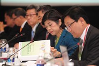 Vào tháng 10 vừa qua, lãnh đạo các sở GDCK và công ty chứng khoán ASEAN đã nhóm họp tại Hà Nội nhằm xây dựng thị trường vốn ASEAN vững mạnh hơn  