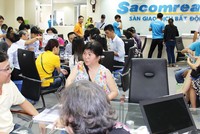 Sàn giao dịch bất động sản của SCR luôn tấp nập khách giao dịch