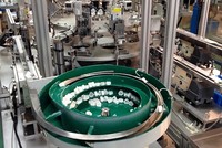 Doanh nghiệp Việt Nam “đã làm được ốc vít, nhưng không bán được” 