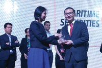 Ông Mạc Quang Huy nhận giải thưởng “Nhà tư vấn M&A tiêu biểu 2015-2016”