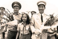 Phạm Tuân và nhà du hành Gorbatko trở về Việt Nam sau chuyến bay lịch sử trên tàu Liên hợp 37