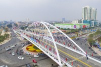 Thông xe cầu vòm thép khổng lồ đẹp nhất Việt Nam