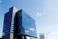 Tuyến đường Nguyễn Hữu Thọ đã thay đổi diện mạo với nhiều dự án lớn đã và đang triển khai rầm rộ