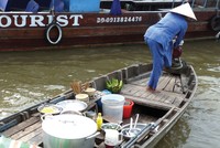 Bềnh bồng chợ nổi Cái Răng