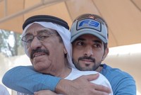 Hoàng tử Dubai - Hamdan bin Mohammed bin Rashid Al Maktoum là con trai thứ hai của Quốc vương - Sheikh Mohammed bin Rashid Al Maktoum. Quốc vương này là một trong những hoàng thân giàu nhất thế giới, với tài sản trị giá hơn 13 tỷ USD.