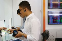 Cần cho phép CTCK được quản lý tiền ký quỹ giao dịch chứng khoán phái sinh của nhà đầu tư