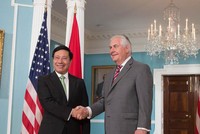 Phó Thủ tướng,Bộ trưởng Bộ Ngoại giao Phạm Bình Minh và Ngoại trưởng Rex Tillerson. (Ảnh: Bộ Ngoại giao Việt Nam)