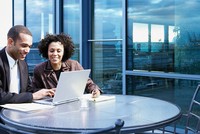 Nhu cầu nhân sự giỏi trong lĩnh vực tài chính, kế toán, công nghệ thông tin, tư vấn và quản lý dự án ở mức cao