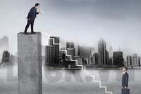 VCCI cho biết, mức điểm trung bình về khả năng quản trị của doanh nghiệp Việt Nam chỉ là 35,1 điểm, thấp hơn rất nhiều so với Thái Lan (84,5 điểm), Malaysia (75,2 điểm), Singapore (70,7 điểm)…