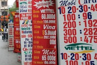 Với quy định mới, các cửa hàng bán sim sẽ hết cửa bán sim rác. Ảnh: Đ.T