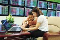 Nhiều công ty chứng khoán đang nỗ lực giúp nhà đầu tư vững vàng về kiến thức trước khi tham gia TTCK phái sinh