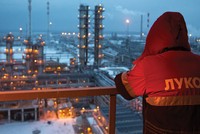 Giới đầu tư vẫn còn nghi ngờ về sự thành công của liên minh dầu mỏ Ả Rập Xê út - Nga 