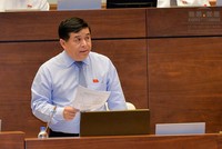 Theo Bộ trưởng Nguyễn Chí Dũng, tăng trưởng cao cũng là để tạo nguồn lực cho đầu tư phát triển, cũng như để duy trì sự ổn định các cân đối lớn của nền kinh tế