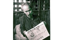 Giờ nghỉ trưa, Người vẫn thường đọc báo (1951)