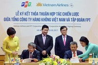 FPT vừa ký thỏa thuận hợp tác chiến lược với Vietnam Airlines