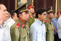 Các bị cáo tại tòa 